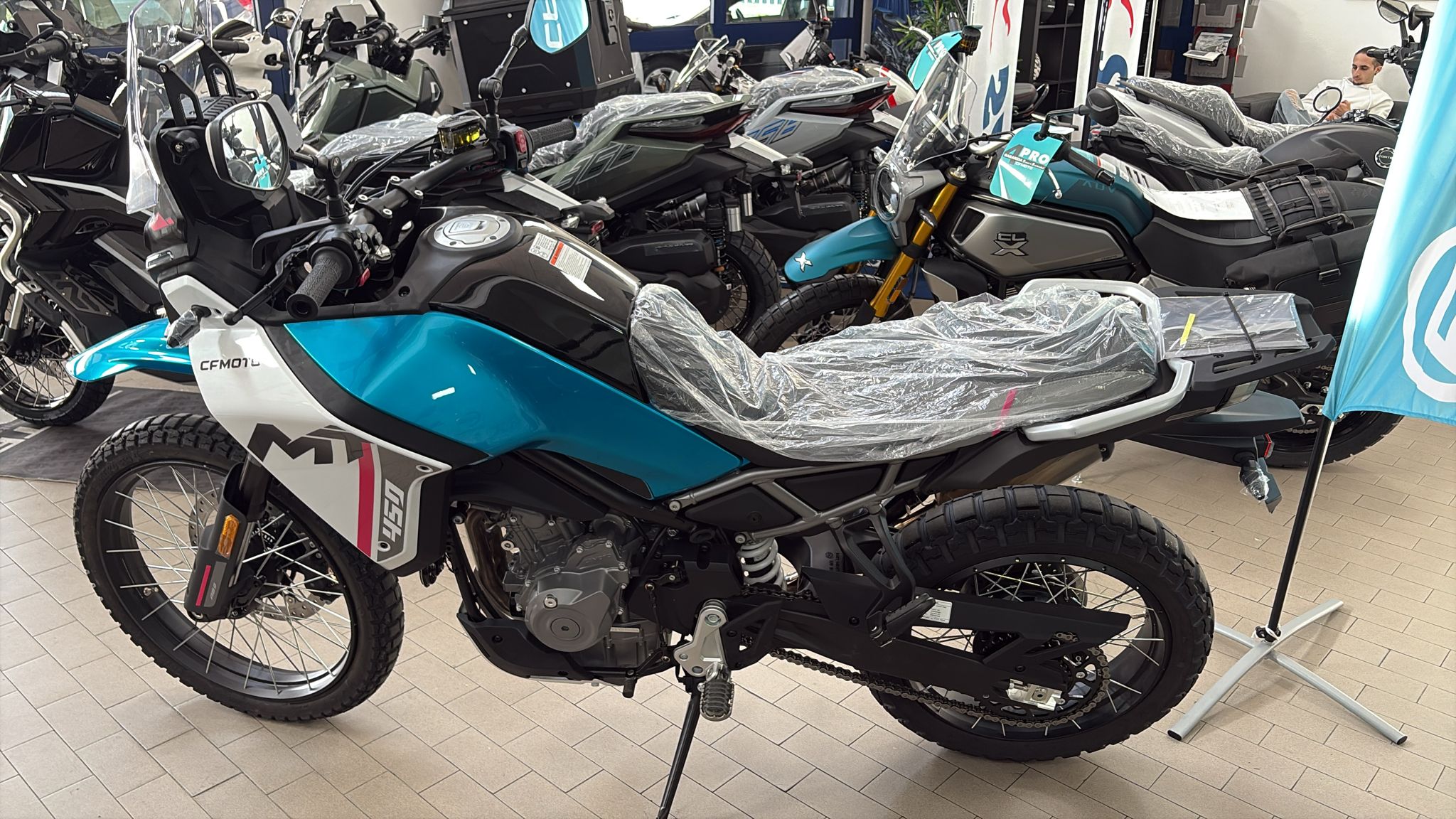 CFMOTO MT 450